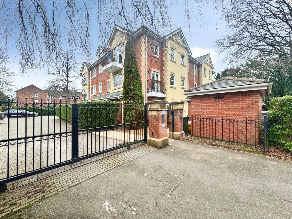 Property photo 1 of 10 Picture No. 02