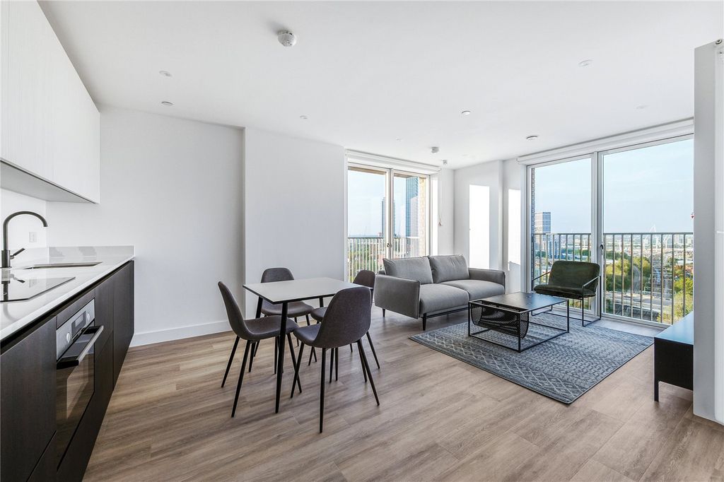 Property photo 2 of 13 Picture No. 23