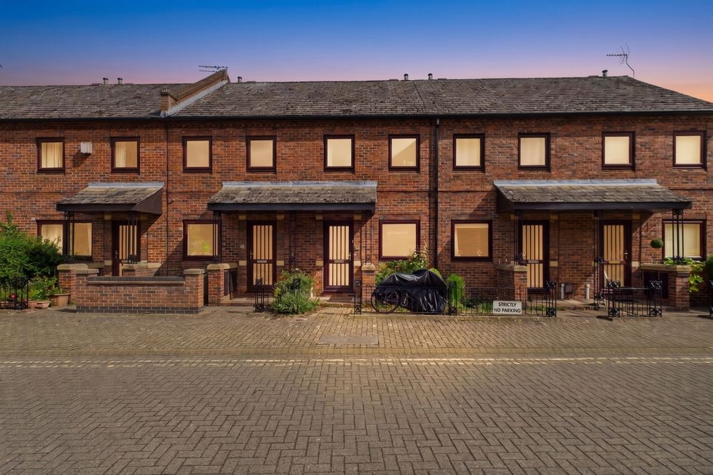 Property photo 1 of 10 Cam02279G0-Pr0177-Still016-001