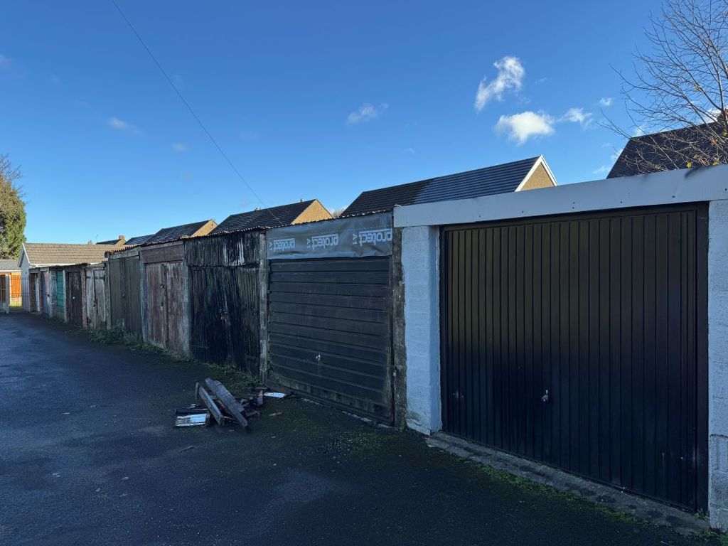 Property photo 2 of 3