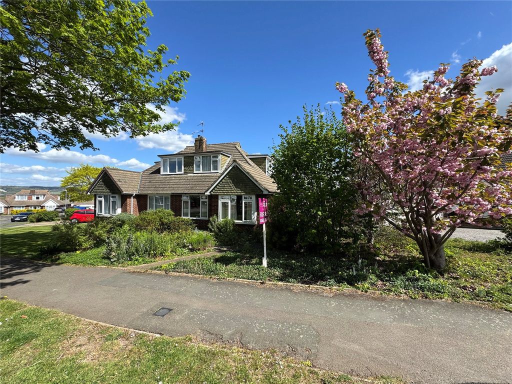Property photo 1 of 22 External