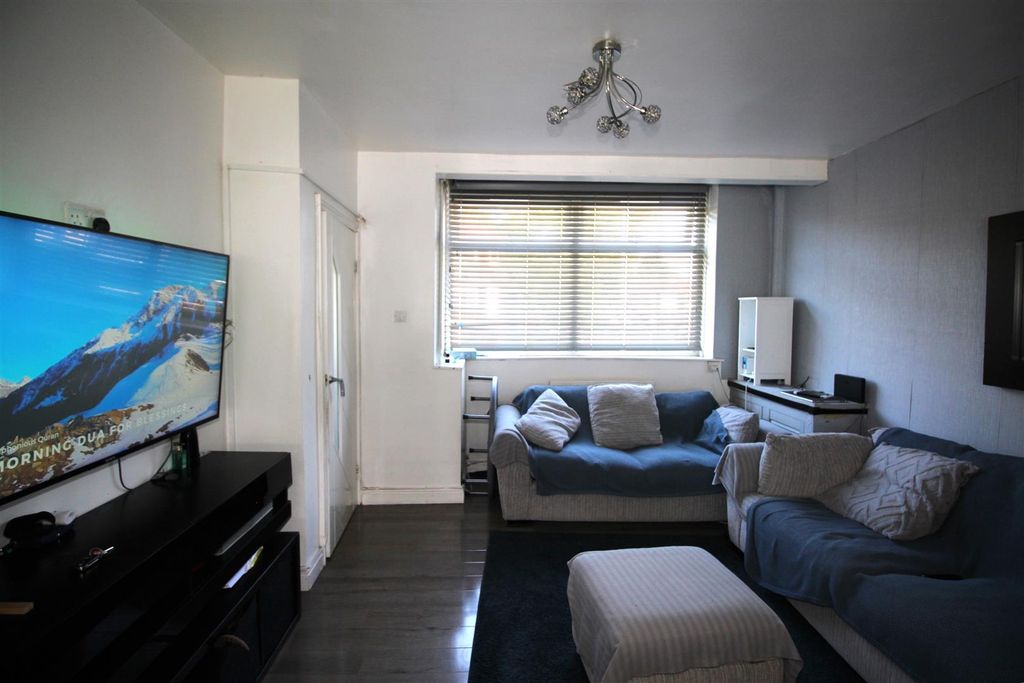 Property photo 3 of 12 Img_0632.Jpg
