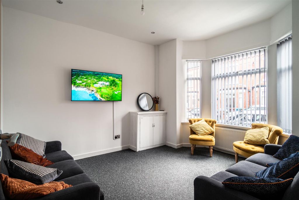 Property photo 1 of 11 Cat07992-Hdr.Jpg