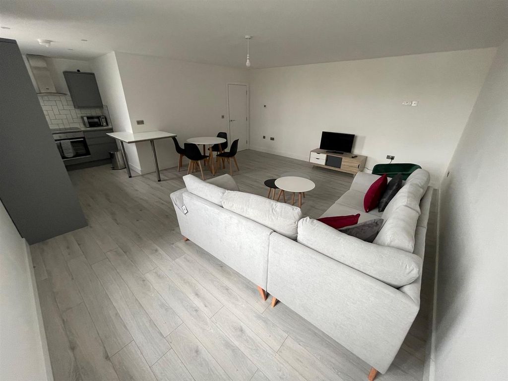Property photo 2 of 6 2.Jpg