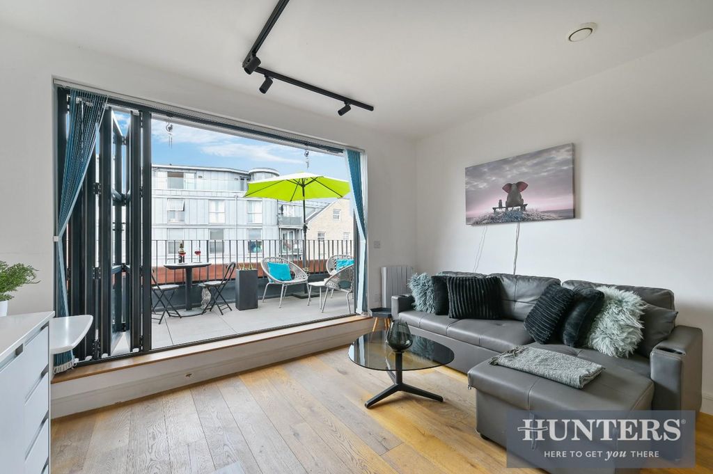 Property photo 3 of 9 Pic 1.Jpg