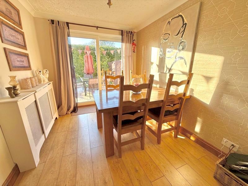 Property photo 3 of 17 Dining Room