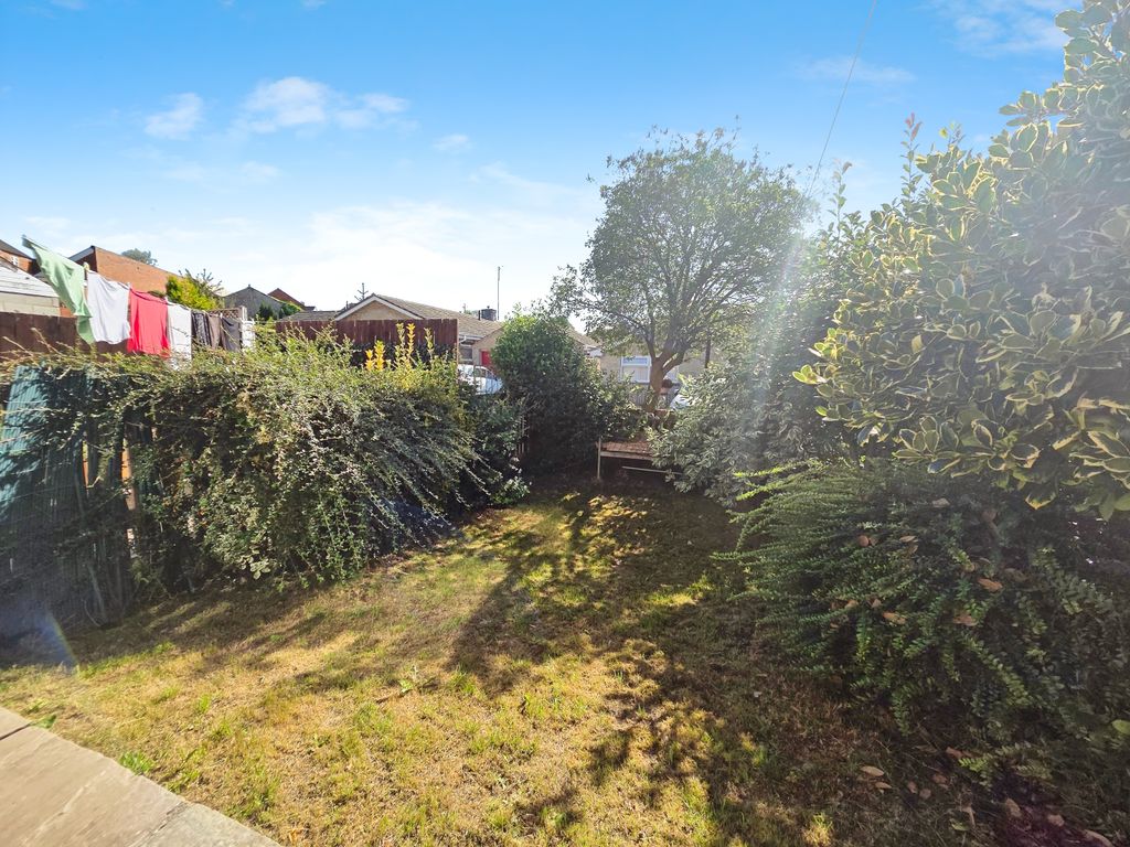 Property photo 3 of 16 8A6Dd656-1000100886