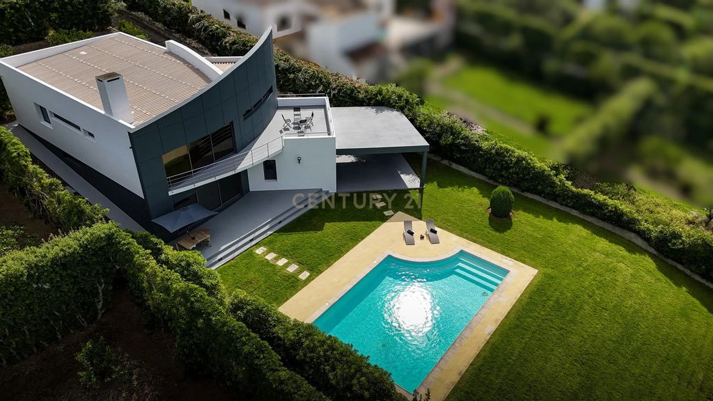 Property photo 1 of 80