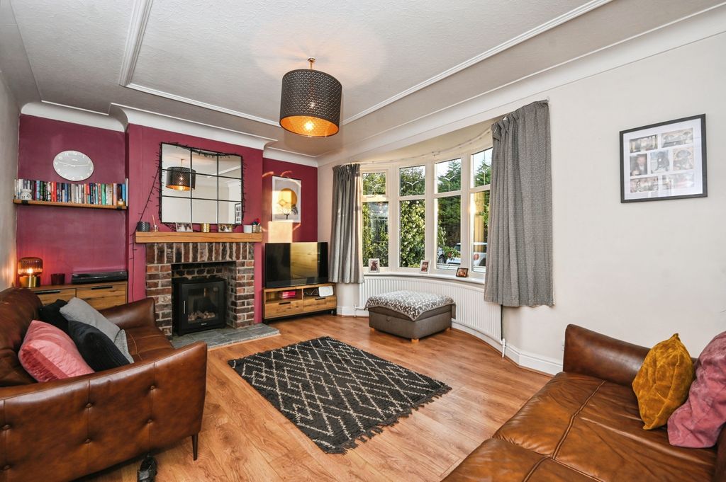 Property photo 2 of 15