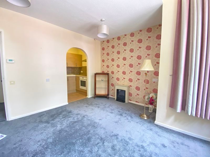 Property photo 3 of 9 Photo 16