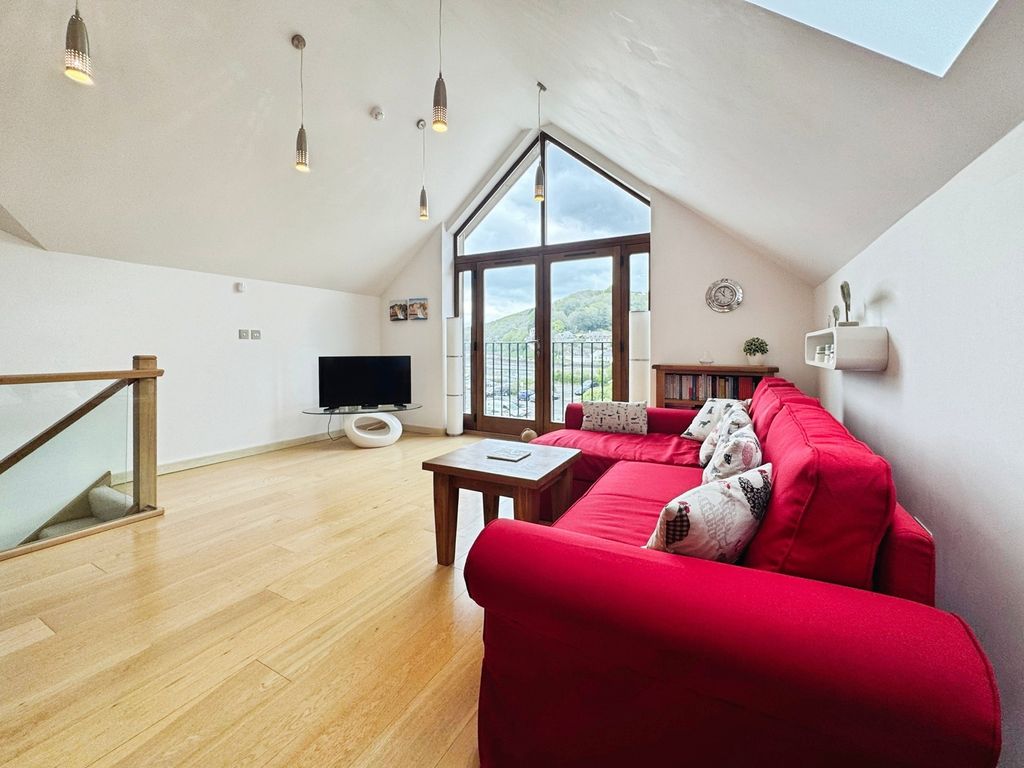 Additional image 7 of 2 bed flat for saleThe Creekside, Looe, Cornwall PL13