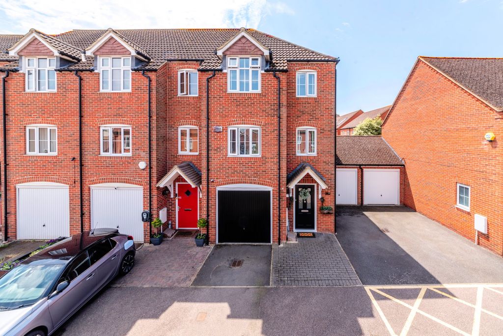 Property photo 1 of 45