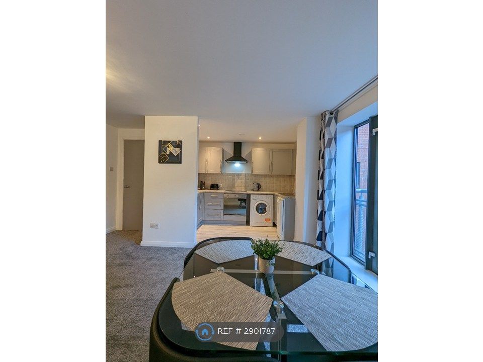 Property photo 2 of 9