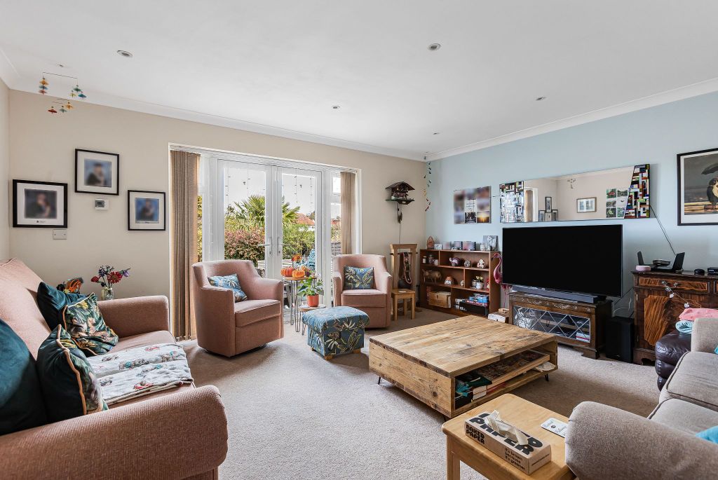 Property photo 3 of 20 Photograph 24