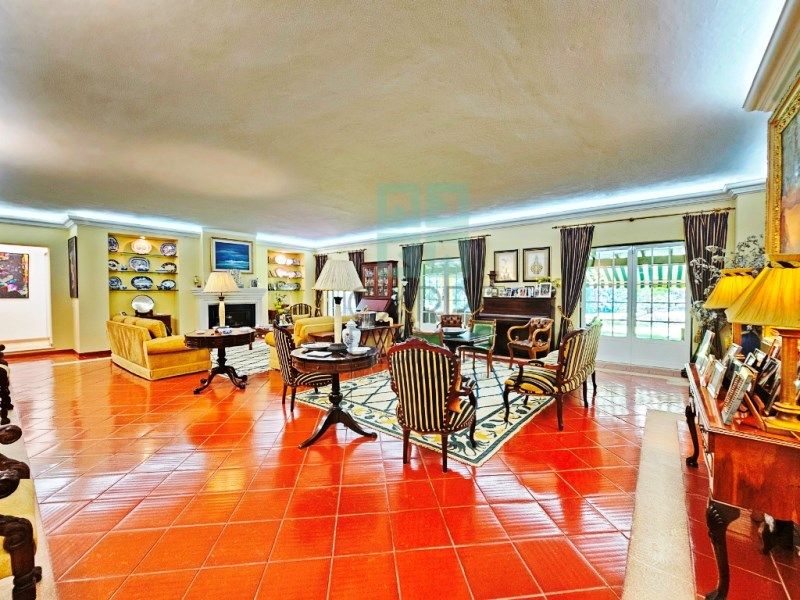 Property photo 3 of 73