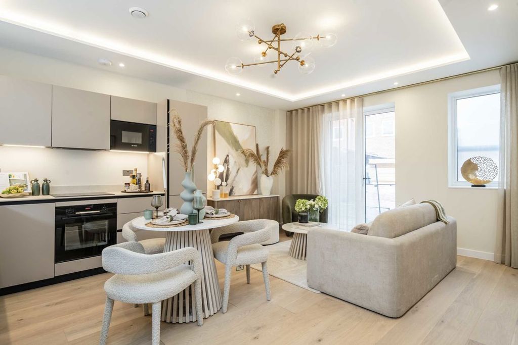 Property photo 1 of 4