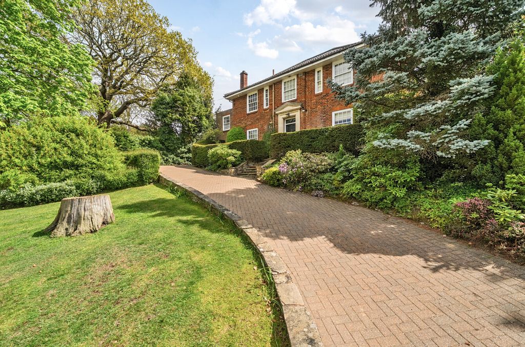 Property photo 1 of 28 1440358-27-69E63E...