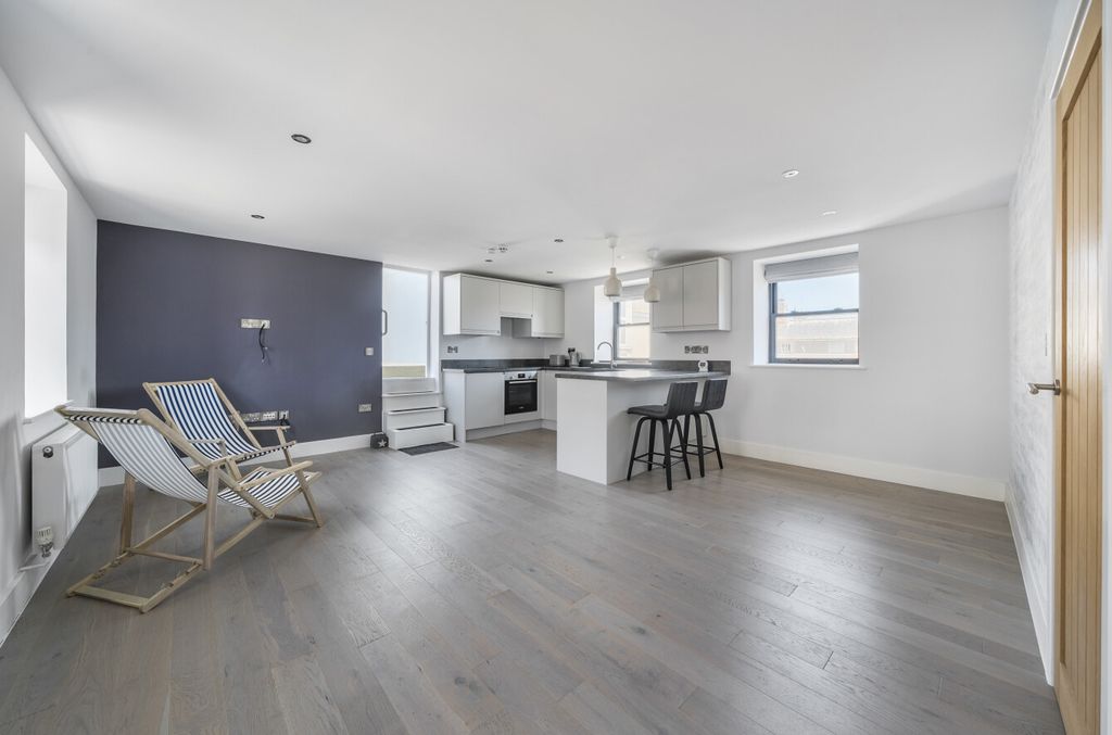 Property photo 2 of 19 Open Plan Living