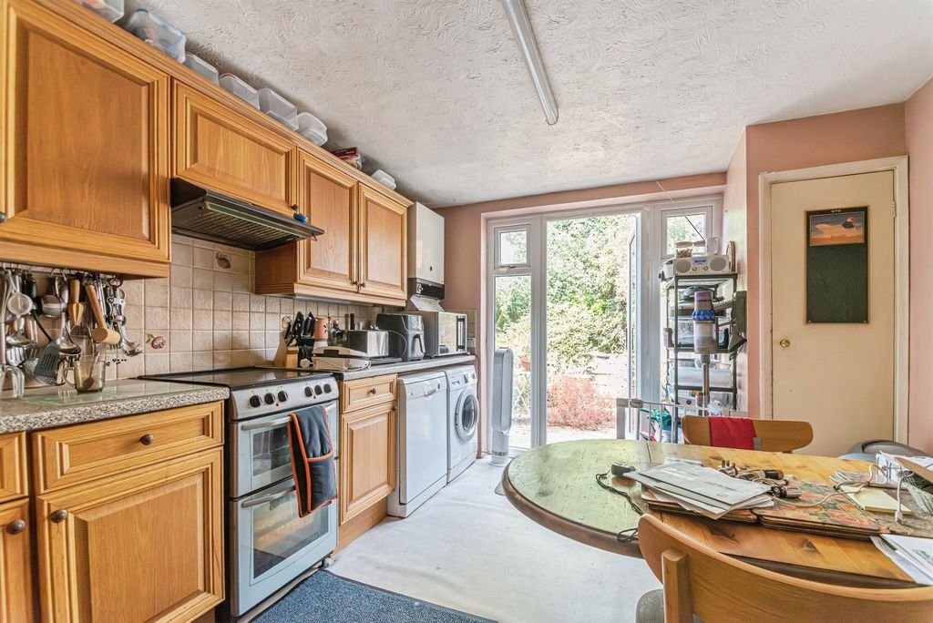 Property photo 3 of 15