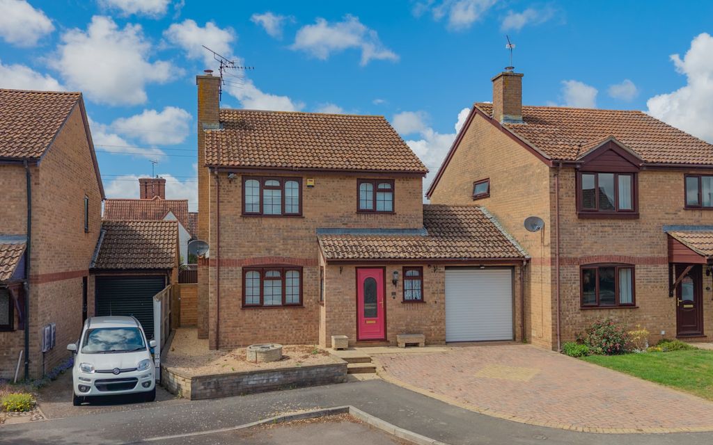 Property photo 1 of 20 Ewemove Taunton  Stembridge Way (20)