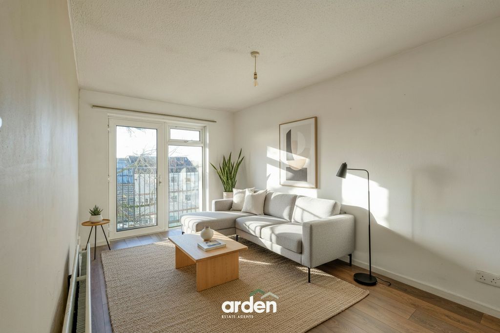 Property photo 3 of 8