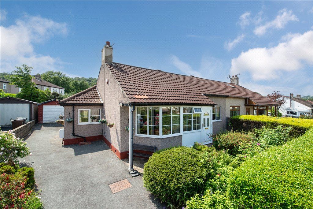 Property photo 1 of 21 Nab Wood Grove