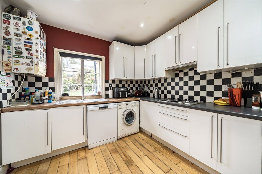 Property photo 2 of 9 Picture No. 07