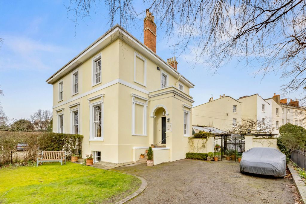 Property photo 1 of 22 Image