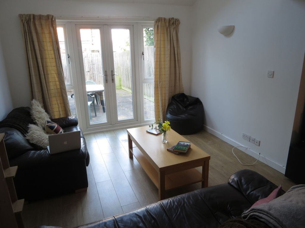 Property photo 3 of 15 Bright And Welcoming Living Room With Large Glass ...