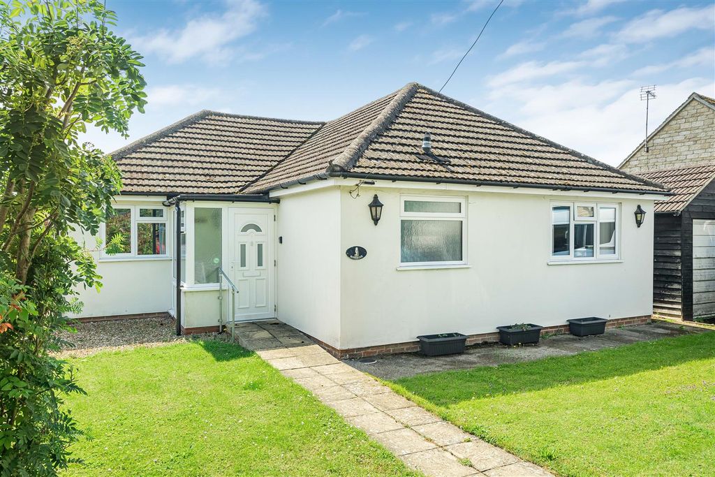 Property photo 1 of 18 17_85785.Jpg
