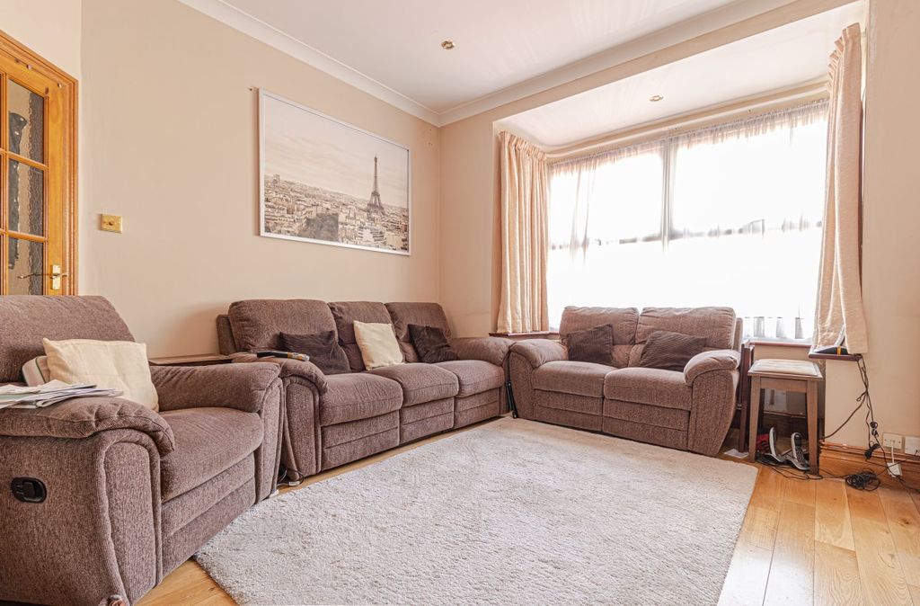Property photo 2 of 16