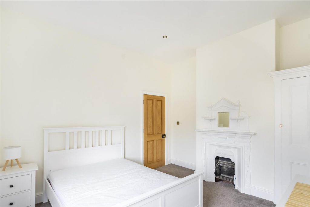 Property photo 3 of 14 2mc-9.Jpg