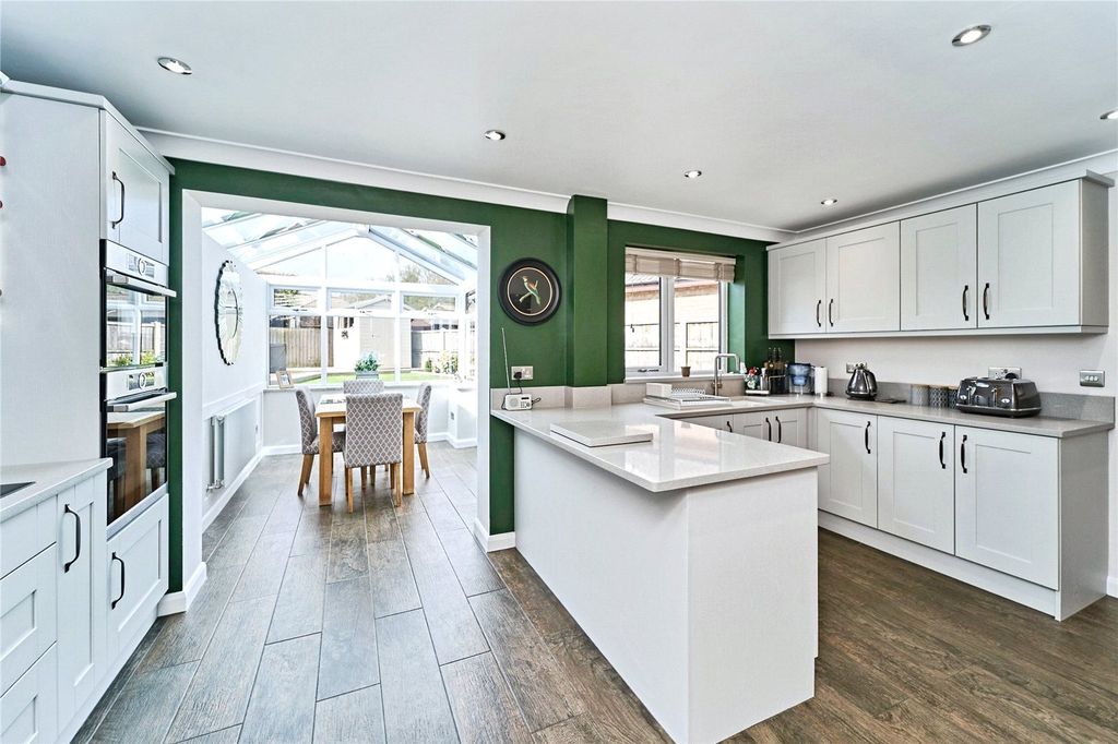 Property photo 3 of 22 Kitchen/Diner