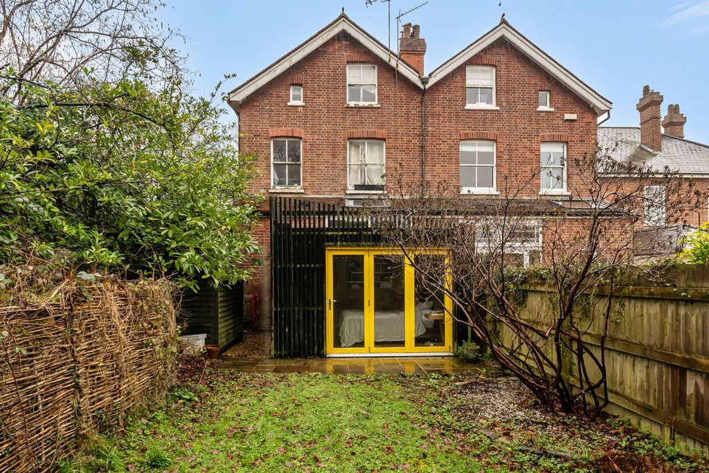 Property photo 1 of 19