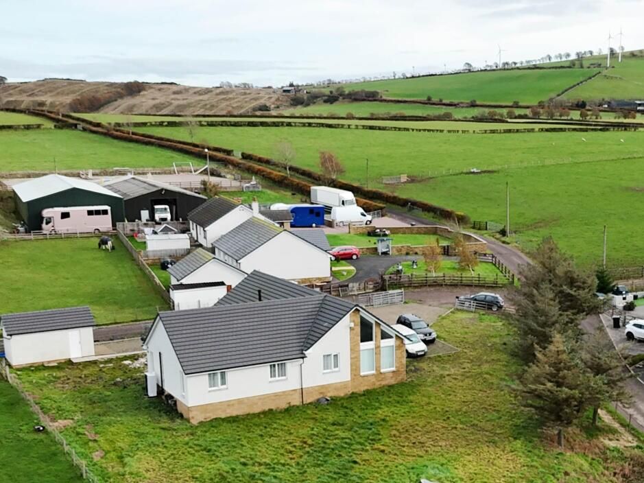 Property photo 2 of 33 Exterior