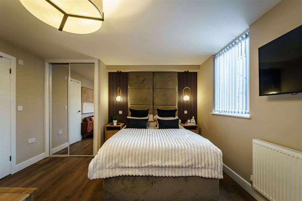 Property photo 3 of 65 250917-Vp397-80Br-003.Jpg