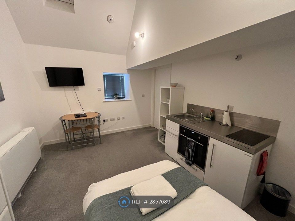 Property photo 3 of 5