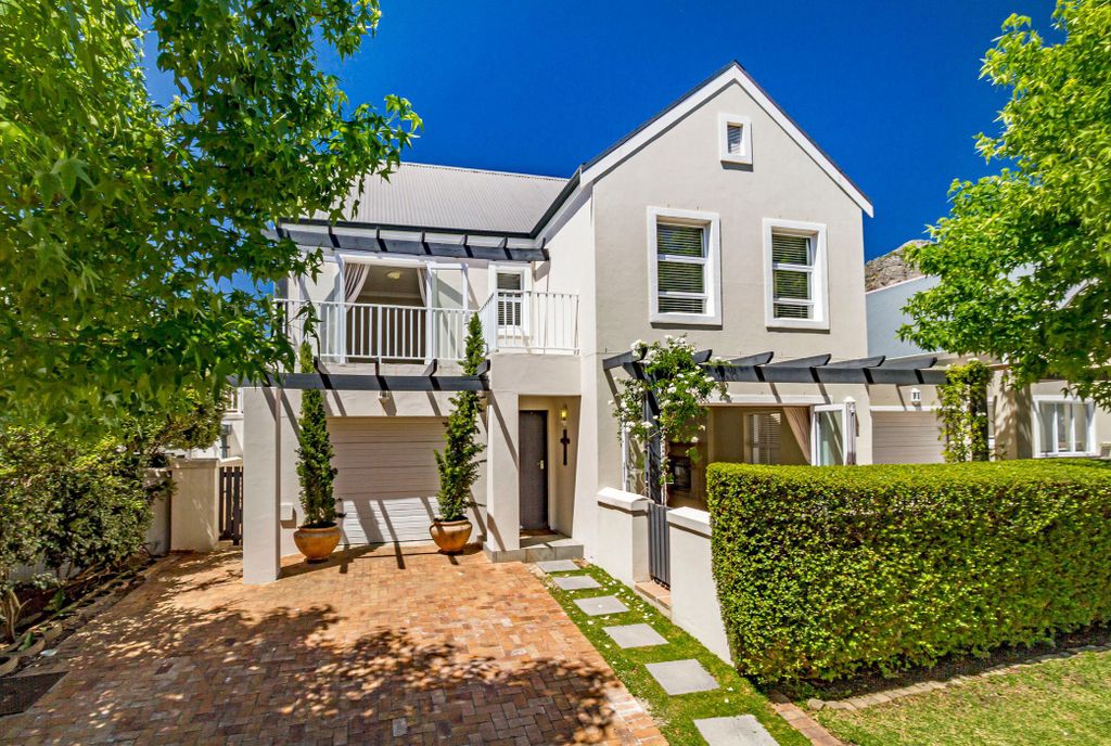 Property photo 1 of 70 St1722805