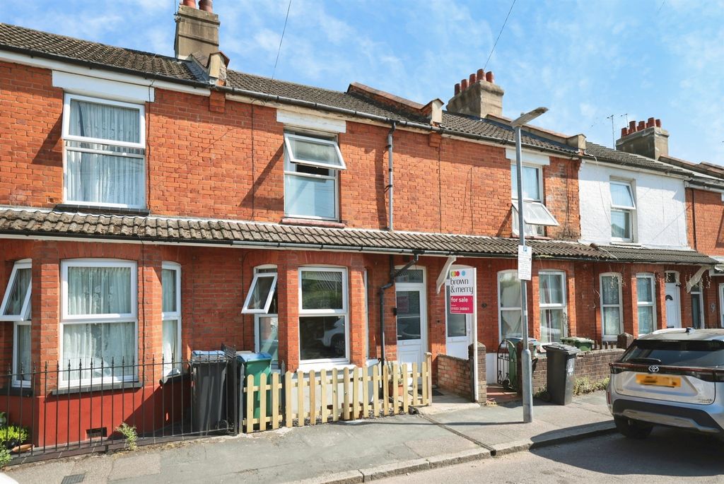 Property photo 1 of 17