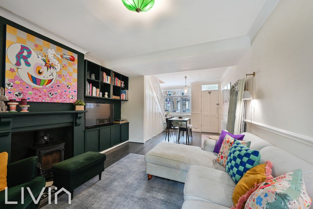 Property photo 2 of 17 2