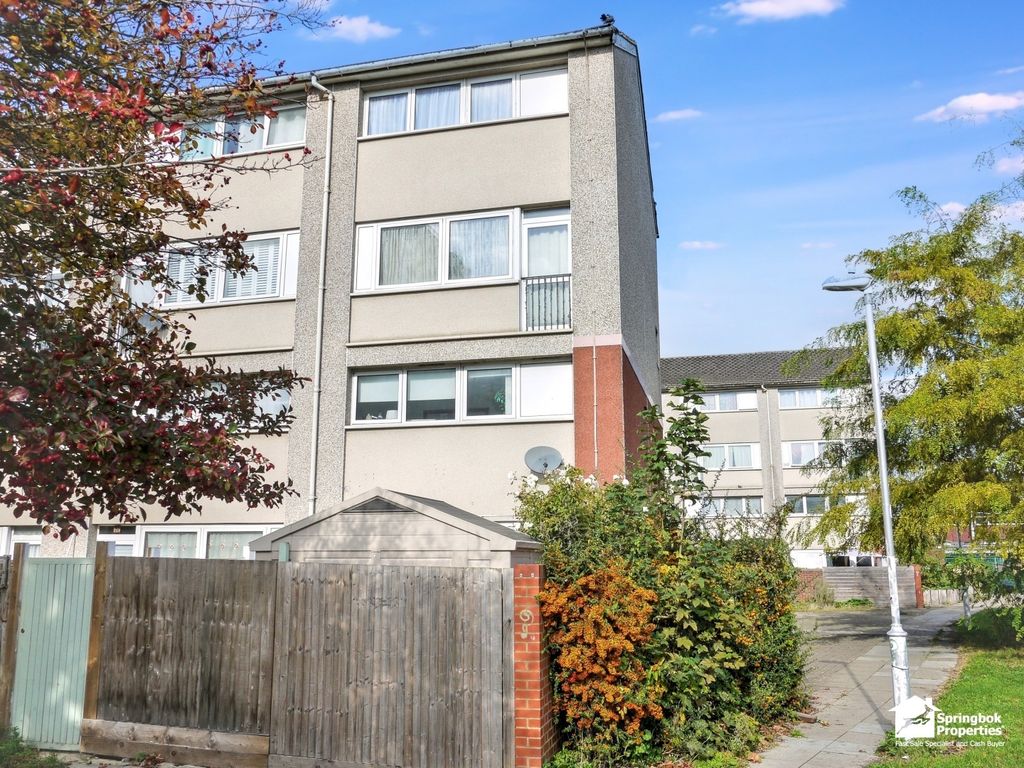 Property photo 1 of 16 Front View