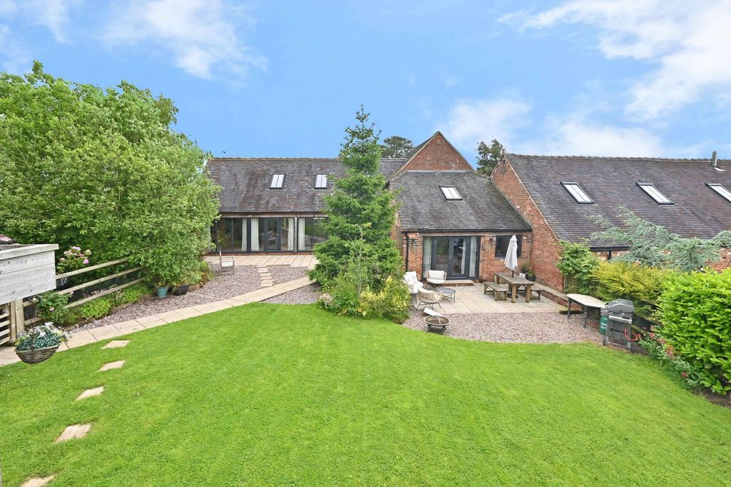 Property photo 1 of 36