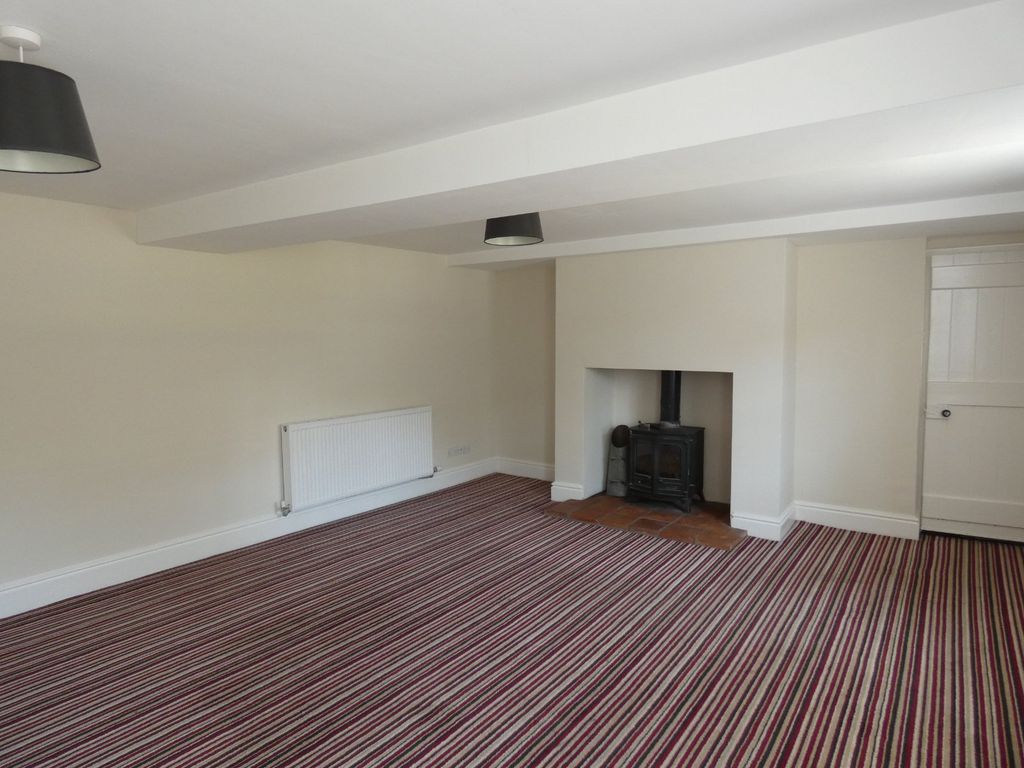 Property photo 2 of 11 Dining Room