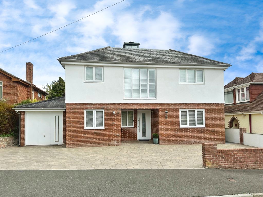 Property photo 1 of 25