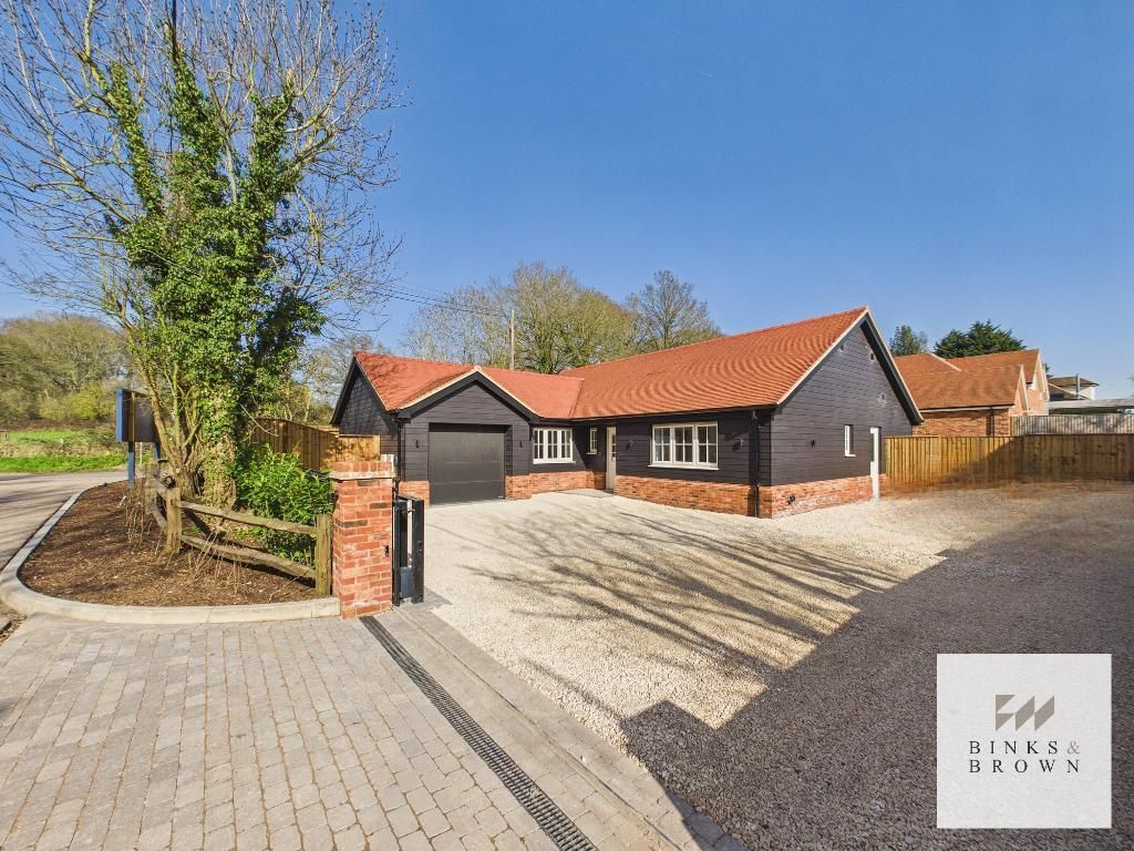 Property photo 1 of 32