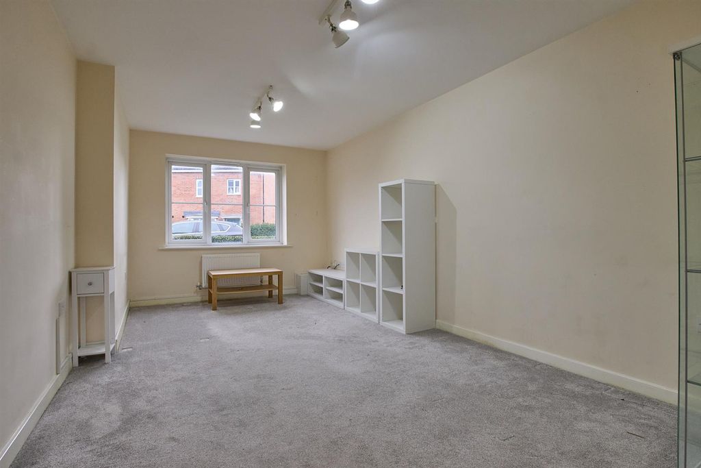 Property photo 3 of 6 Rear Lounge Dining Room