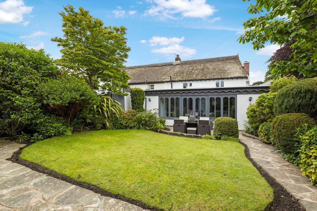 Property photo 2 of 38