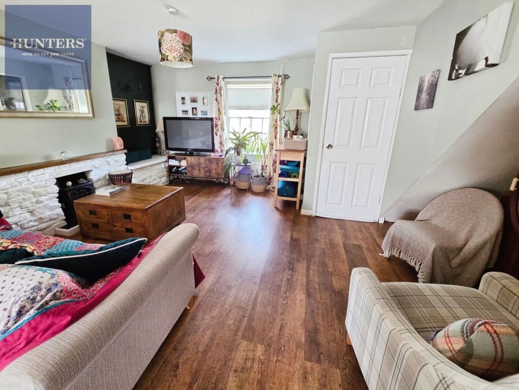 Property photo 3 of 12 Pbox-Img.Jpg