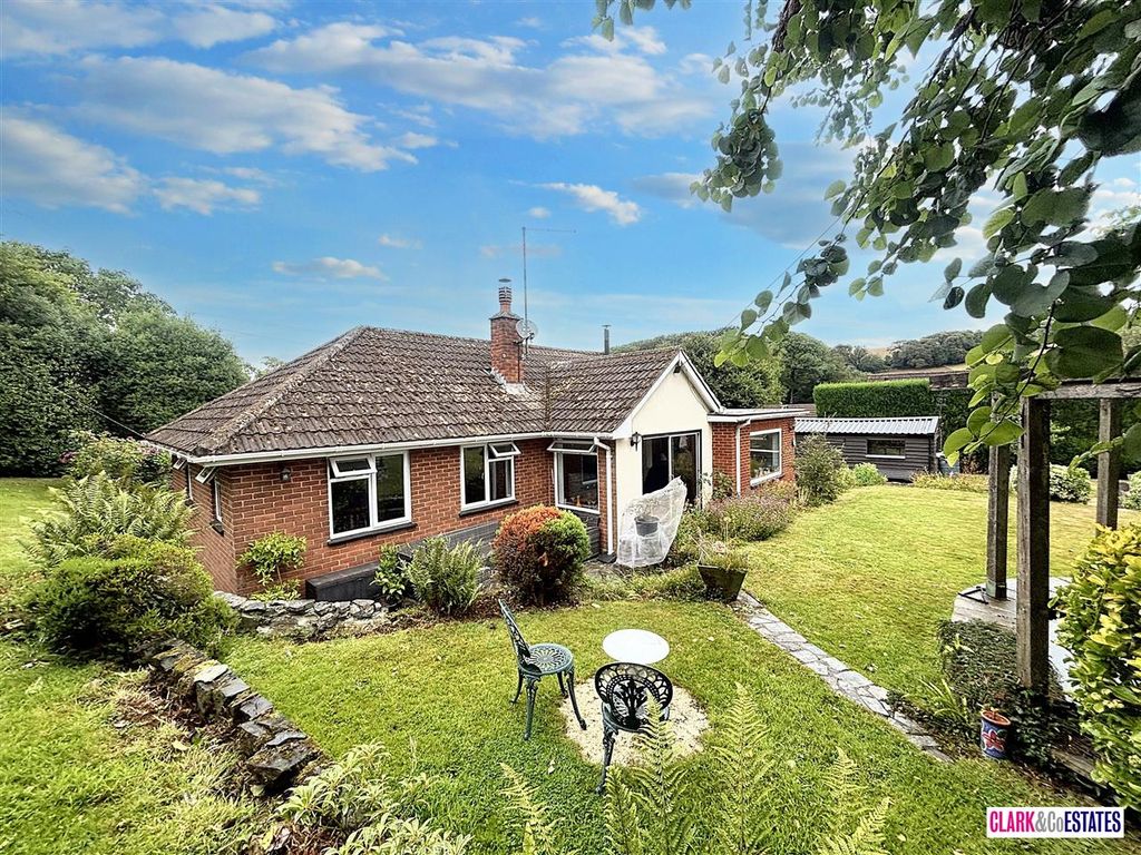 Property photo 1 of 19 Main Picture