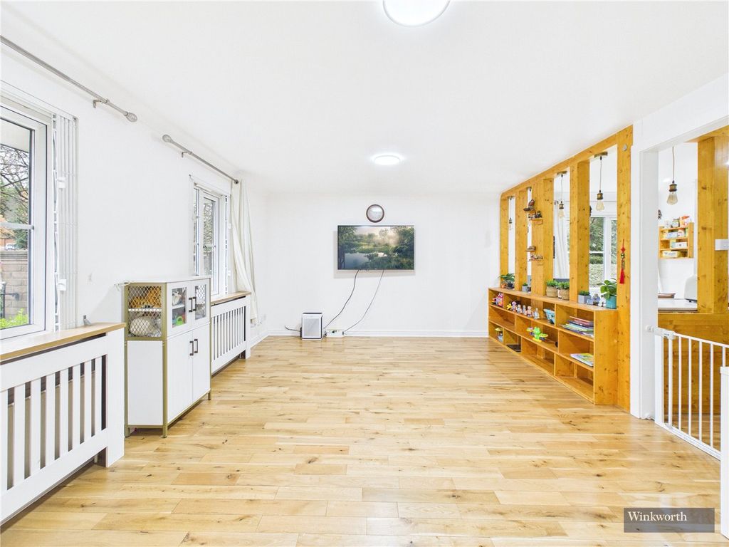 Property photo 2 of 14 Picture No. 01